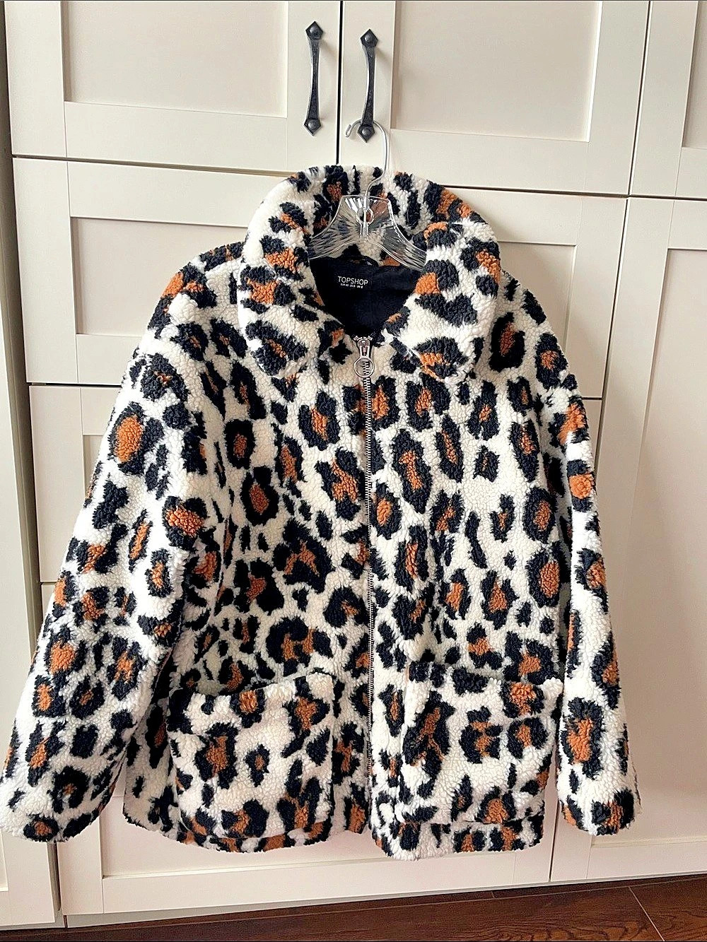 Topshop Faux Fur Leopard Print Zip Through Jacket White & Orange Size 8